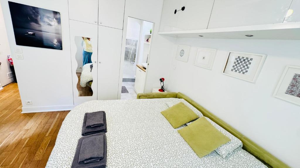 Bright flat near Marais & Chatlet - 4