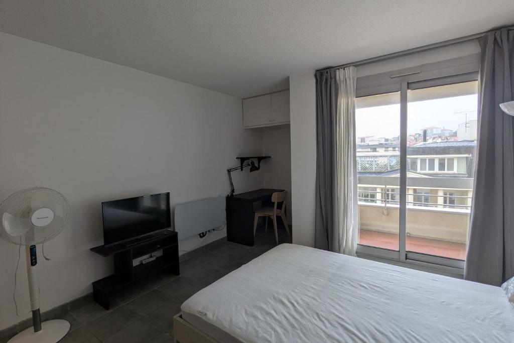 Prestige Studio with View and Pool in Biarritz - 4