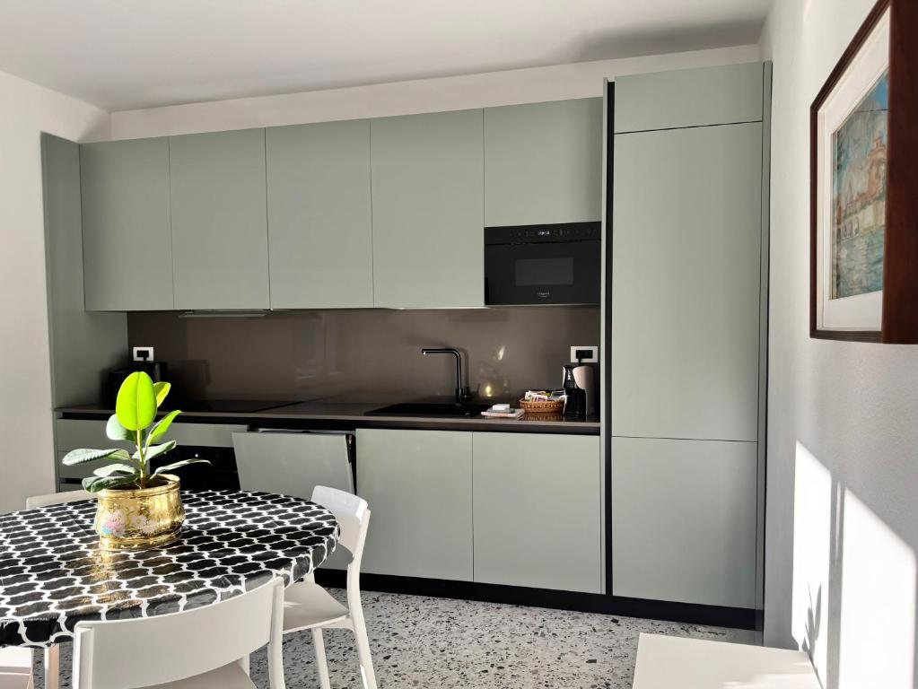 Casa Betta - Boho Lake Apartments - 2