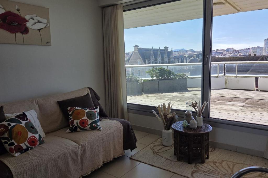 Panoramic view and terrace in Biarritz - 5