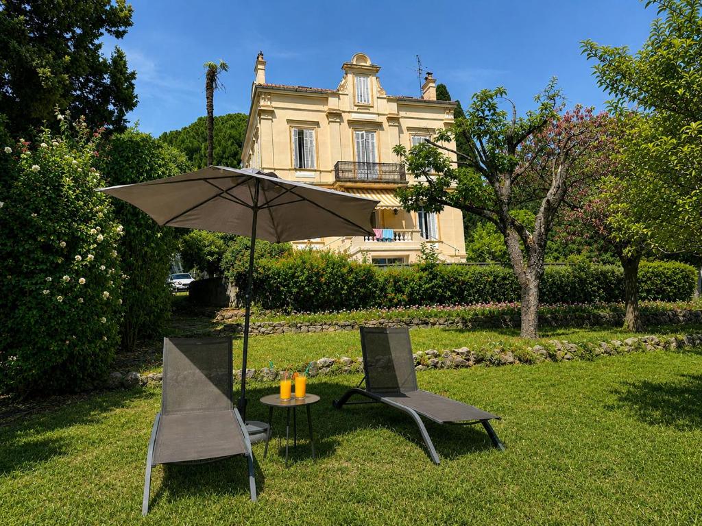 Oasis Secrète à Cannes - Prestigieuse Villa Historique Jardin Ombragé Centre et Plages à Pied - 5