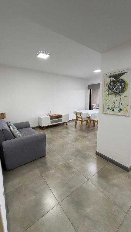 Excelente departamento en pleno centro - 5