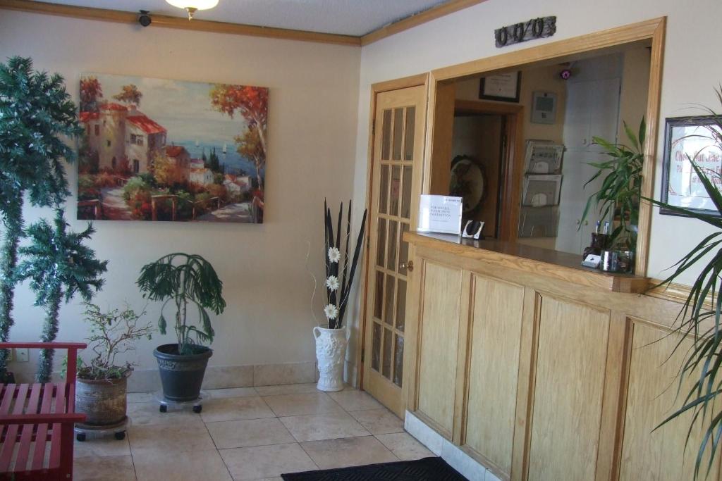 Trailside Inn photo