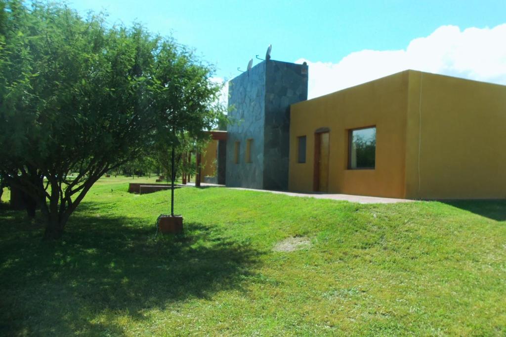 Complejo cabañas Portal Uritorco - 1