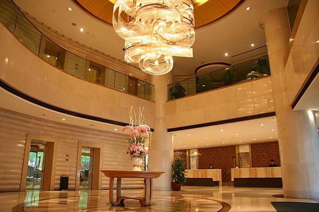 Ningbo Portman Plaza Hotel photo