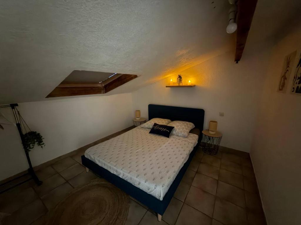 Appartement 2 chambres avec terrasse Six-Fours-les-Plages La Coudoulière - 3