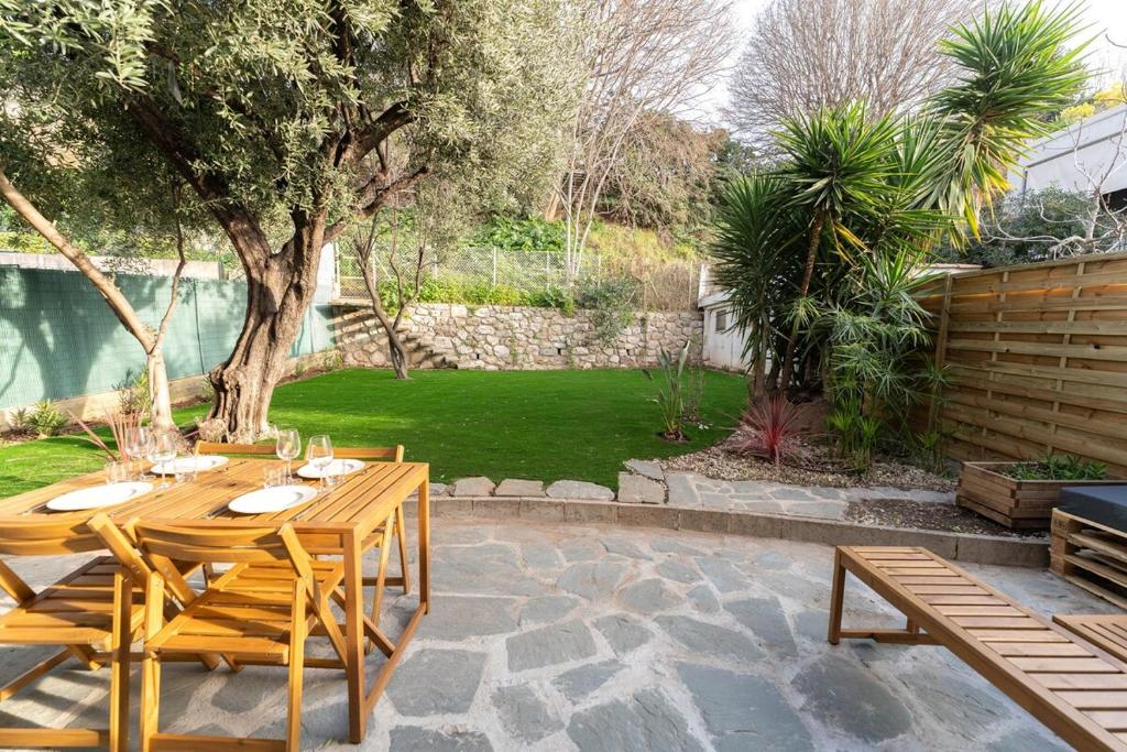 Magnifique rez de jardin Nice Port - 2