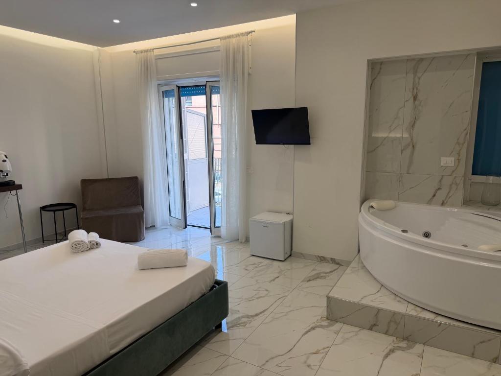 Emerald Rooms - 5