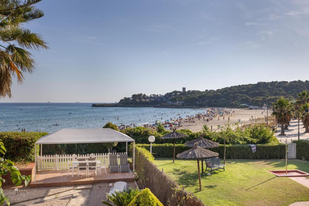 Mora Beach - 2