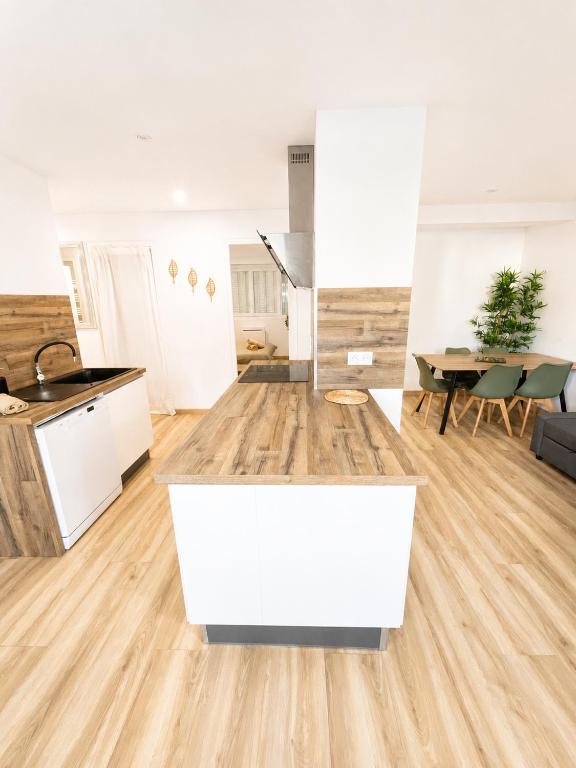 T3 rénové 4 à 6 personnes Proche centre Grenoble - 1