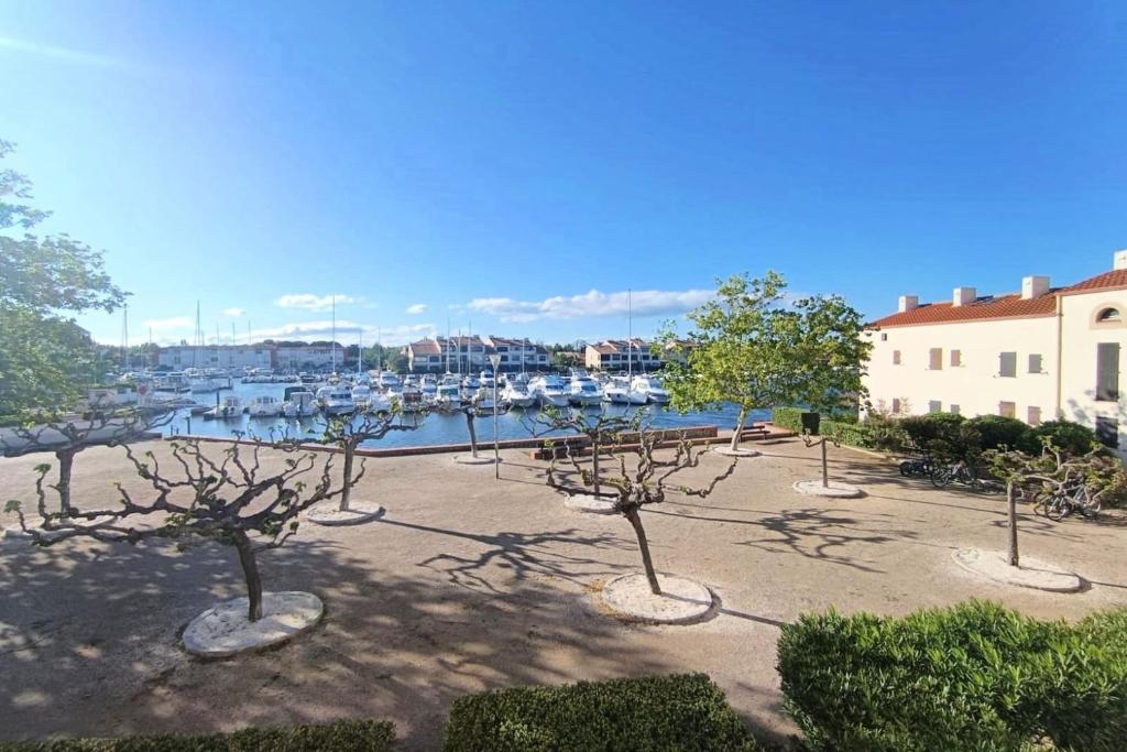 Charming 30 m apt marina view refurbished 2025 - 3