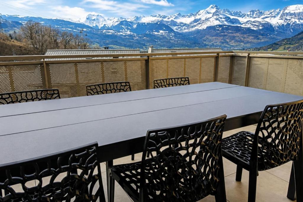 Vue Aravis et terrasse Proximité Thermes - 5