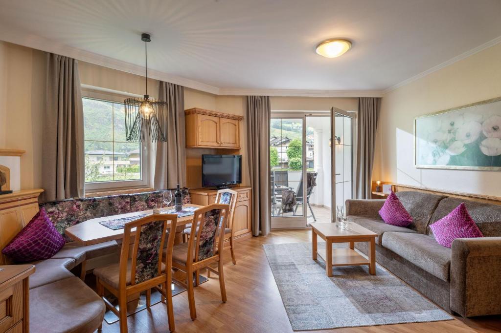 Alpenresidenz-Sonnwend - Wellness Apartments nahe Zillertal Arena - 5