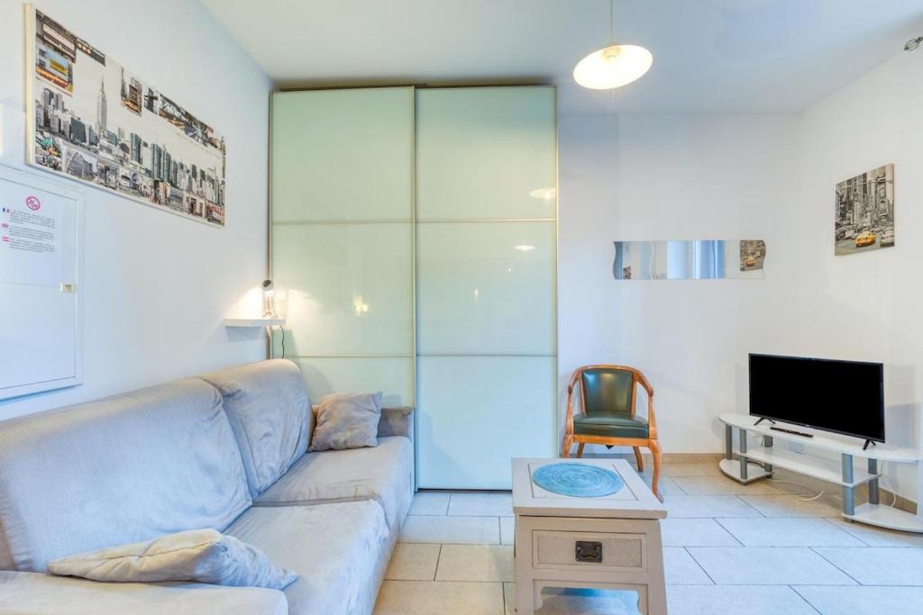 "La Lumineuse" Meublé Tourisme 3* AC, Pkg optionnel - 5