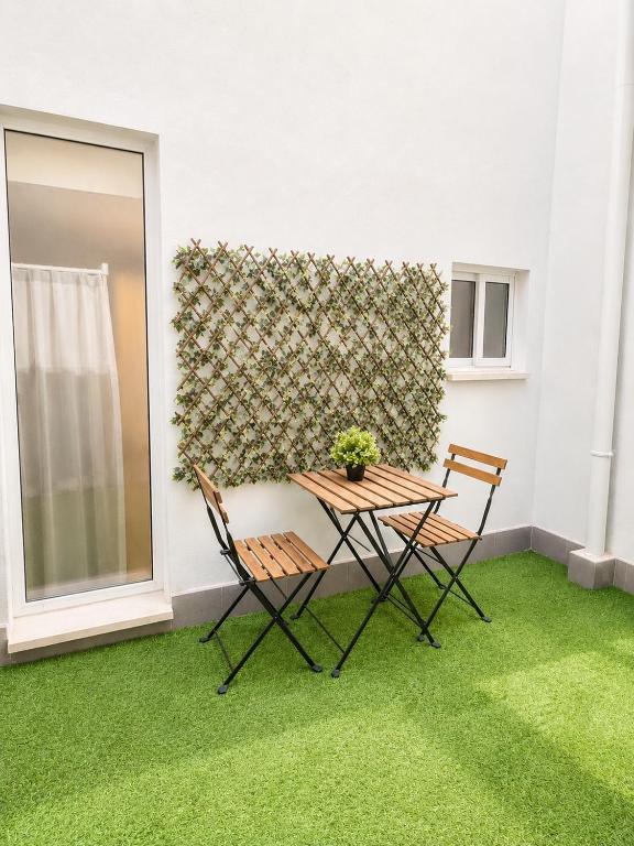 Apartamento Familiar Santa Pola con Patio Privado - 2