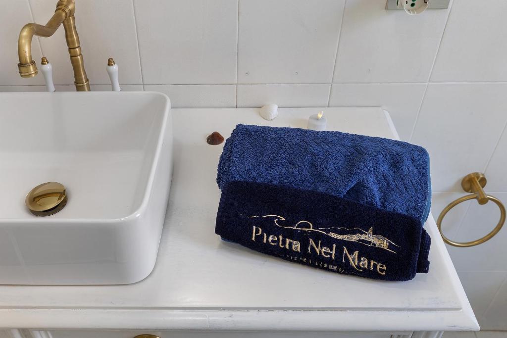 Pietra nel mare - 3