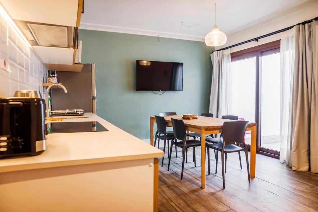 Cozy Apartment on Emilio Vaisse 2BR - 4