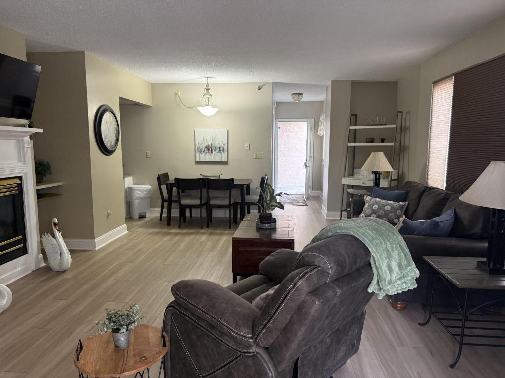 River Place Condos #401 2BD