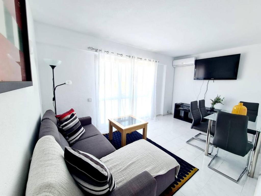 Apartamento con vistas en Benalmadena - 3