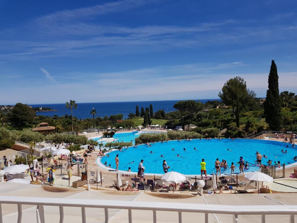 Nid d'Azur à Cap Esterel - Côte d'Azur - VUE MER - Climatisé - Piscines - 4