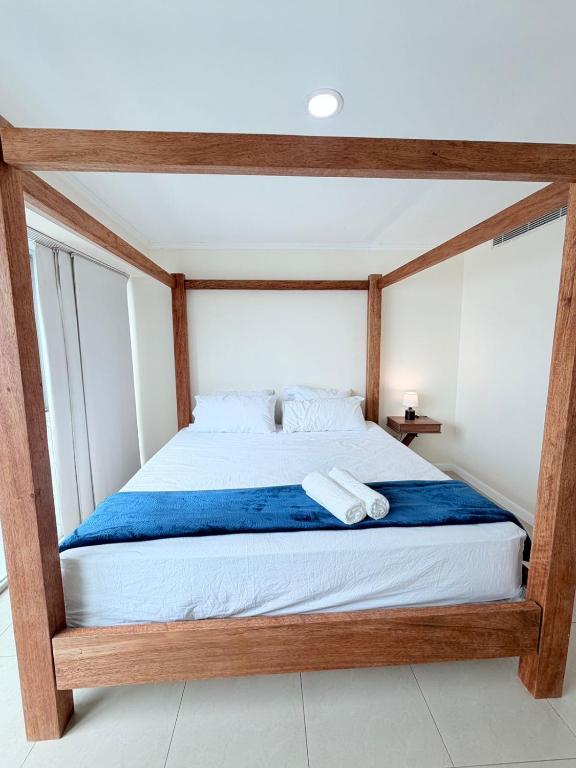 Suite 603, Riverfront, vista al río, Puerto Santa Ana, Guayaquil - 5