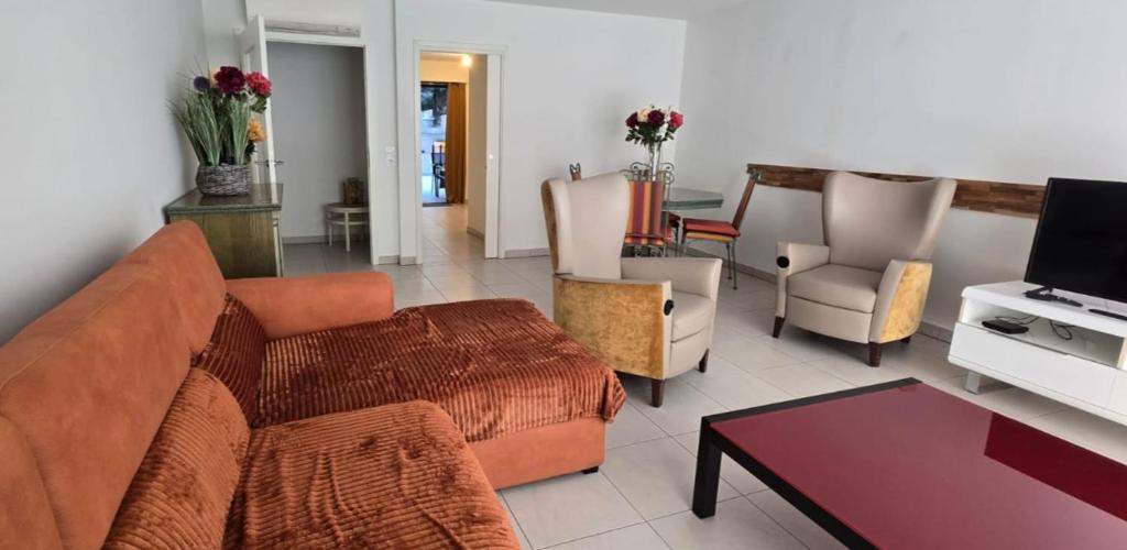 Spacious T3 with garden in Saint-Raphaël - 3