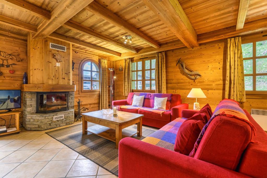 Chalets d'Henri 67 Apartment w/ Terrace & Mont Blanc Views - Happy Rentals - 2