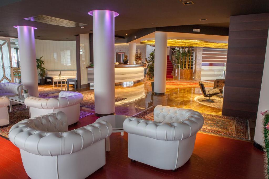 Hotel Cesare Augustus — Hotel building in Jesolo, Veneto