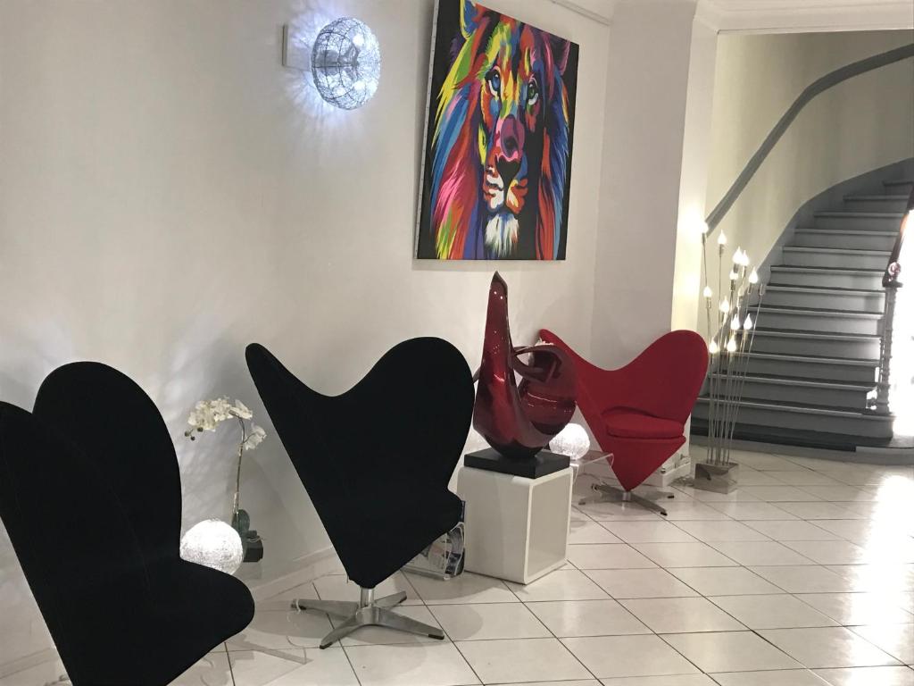 ホテル レ カピトール (Hotel Le Capitole) フロント・ロビー