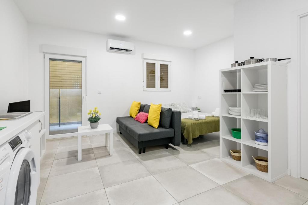 Apartment A Private Complex Metro 4Pax - 1