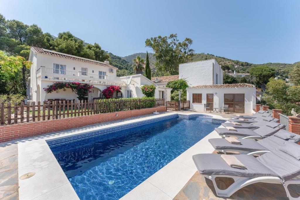 Villa Secreta - 1