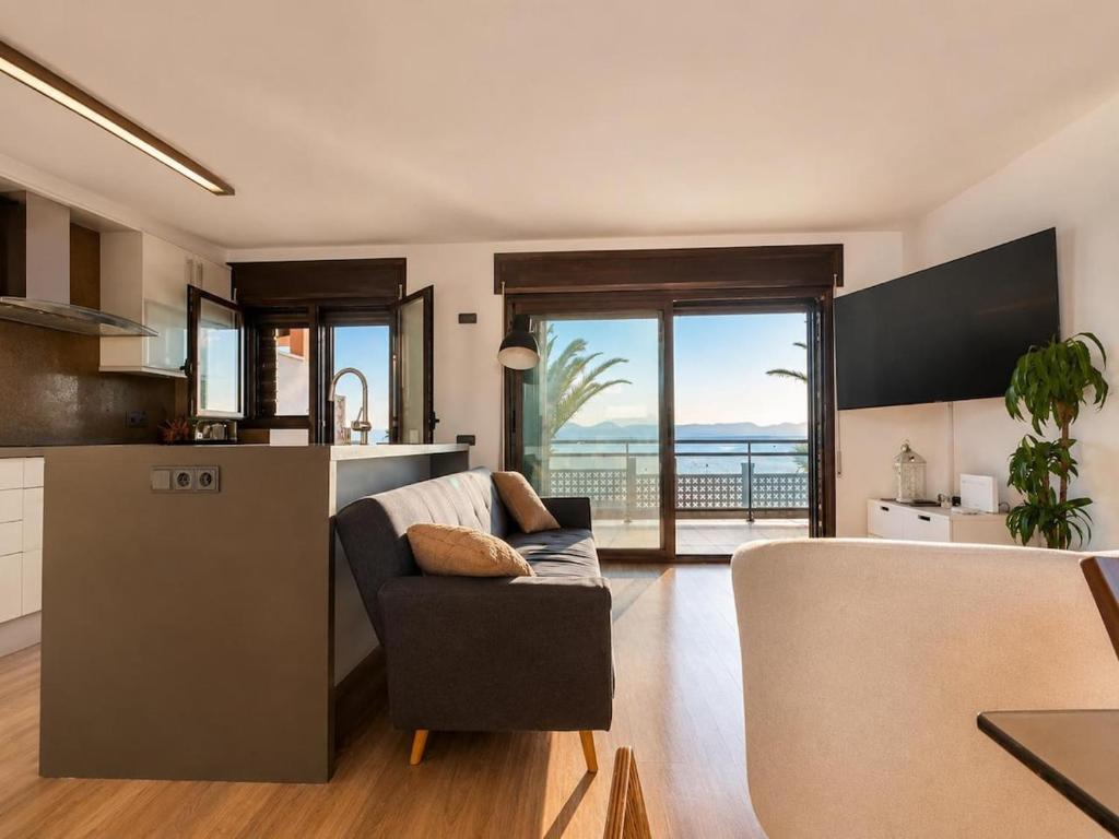 Apartamento en Salou Primera Linea de Mar con Vistas - 5