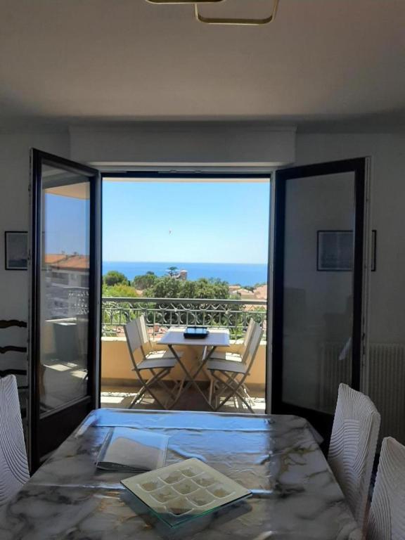 Appartement vue mer à 5 minutes à pied des plages - 5