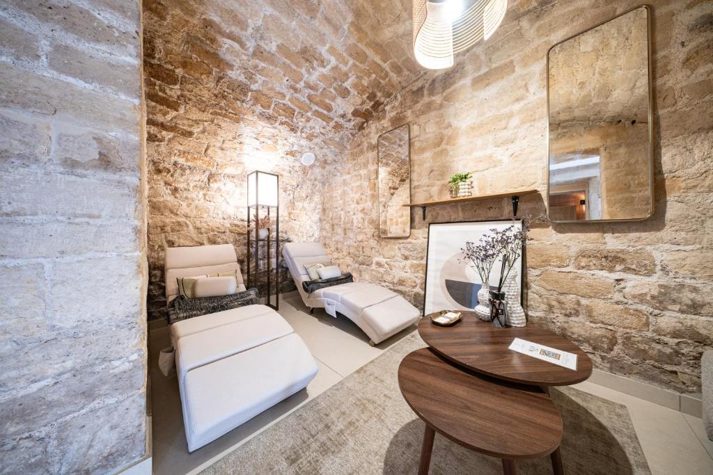 Appart'Hôtel Lou Suites - 2