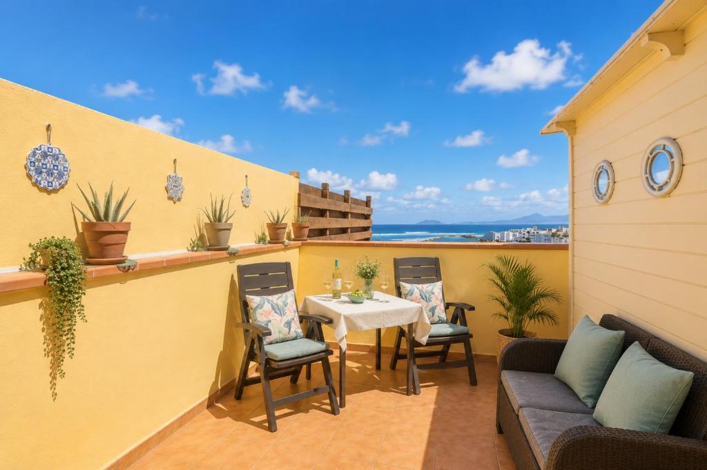 Sara e Gino Fuerteventura CARLOS Penthouse Sea View & Terrace - 1