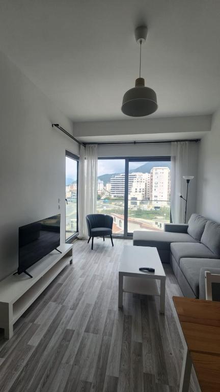 PMTR Luxury 1BR Apartment with Sea View in Bar - 5