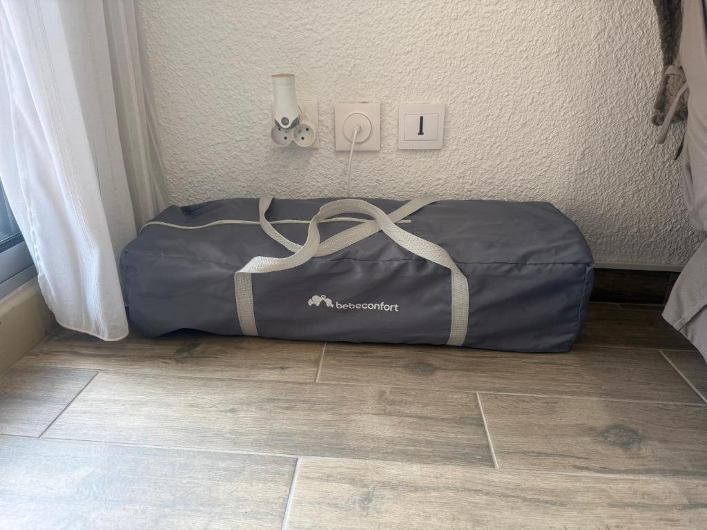 joli T2 proche du centre, en rez-de-chaussée pour 4 à 5 personnes, terrasse, Wi-Fi, parking - 2