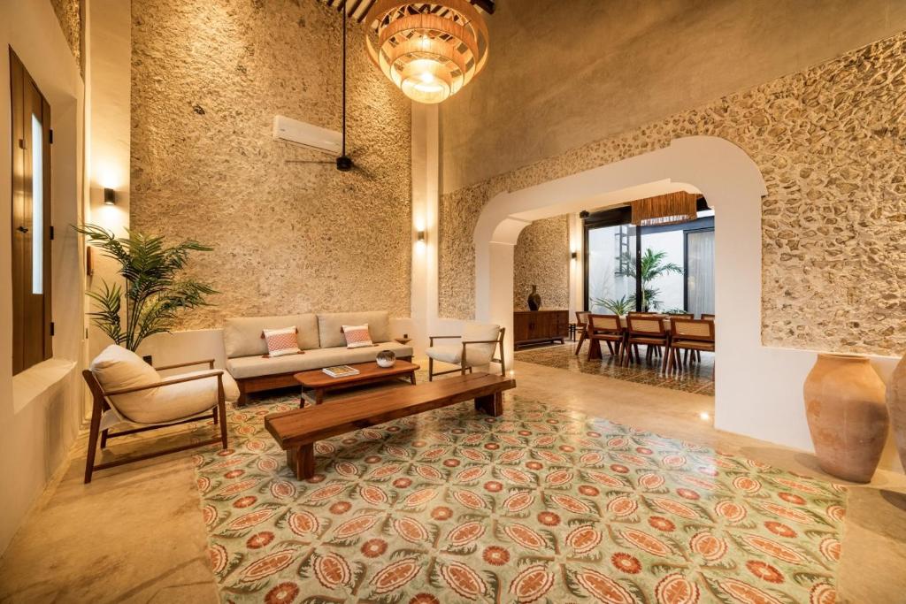 Design Retreat with Pool in Centro Merida Santiago - 4