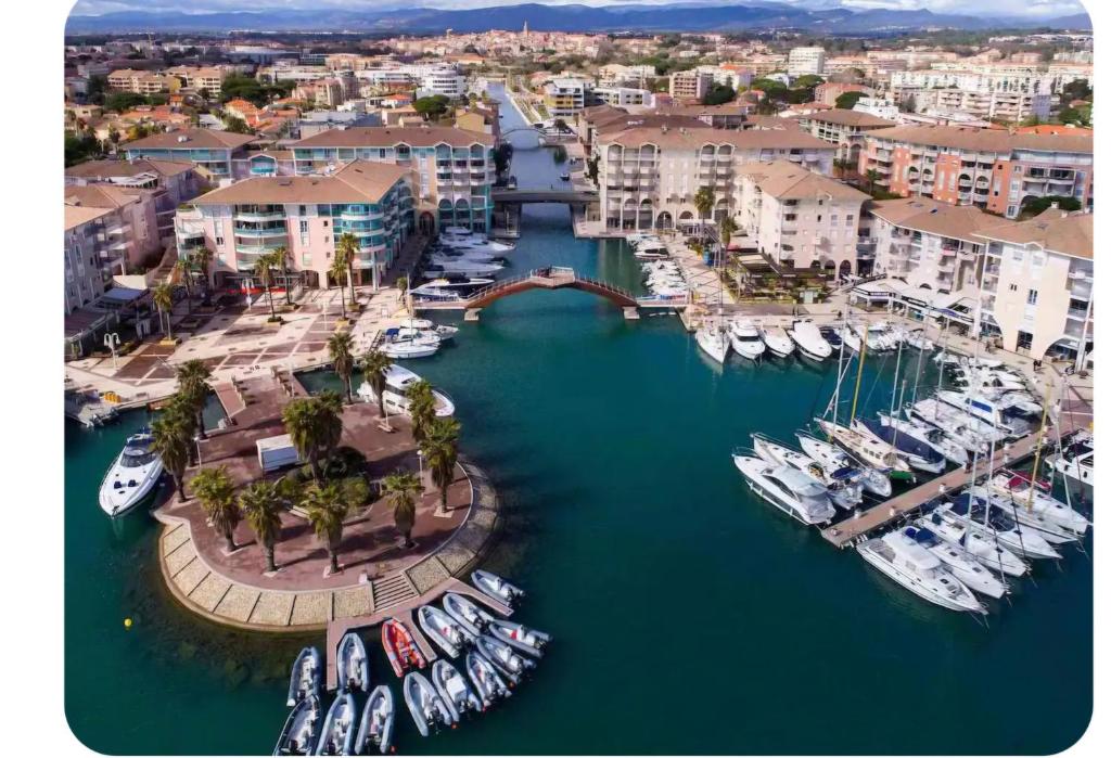 Duplex centre historique frejus - 2