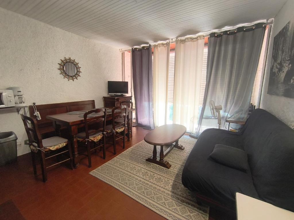 Appartement avec piscine - 3 pers., plage à 150m - FR-1-776-158 - 3