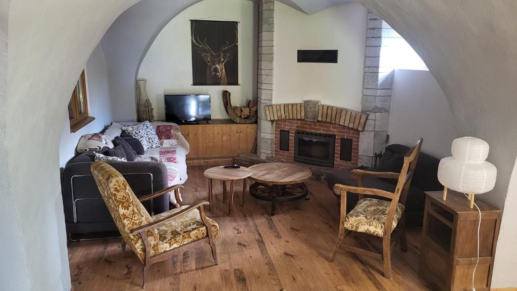 Appartement rénové dans chalet au cœur du vieux village - 4