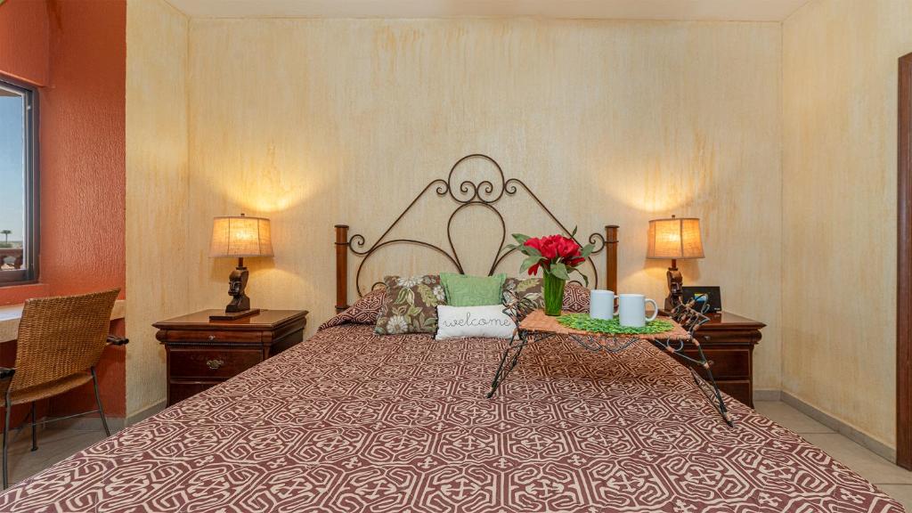 Sonoran Sun SW-414 Ocean Front Wraparound Terrace Condo - 4