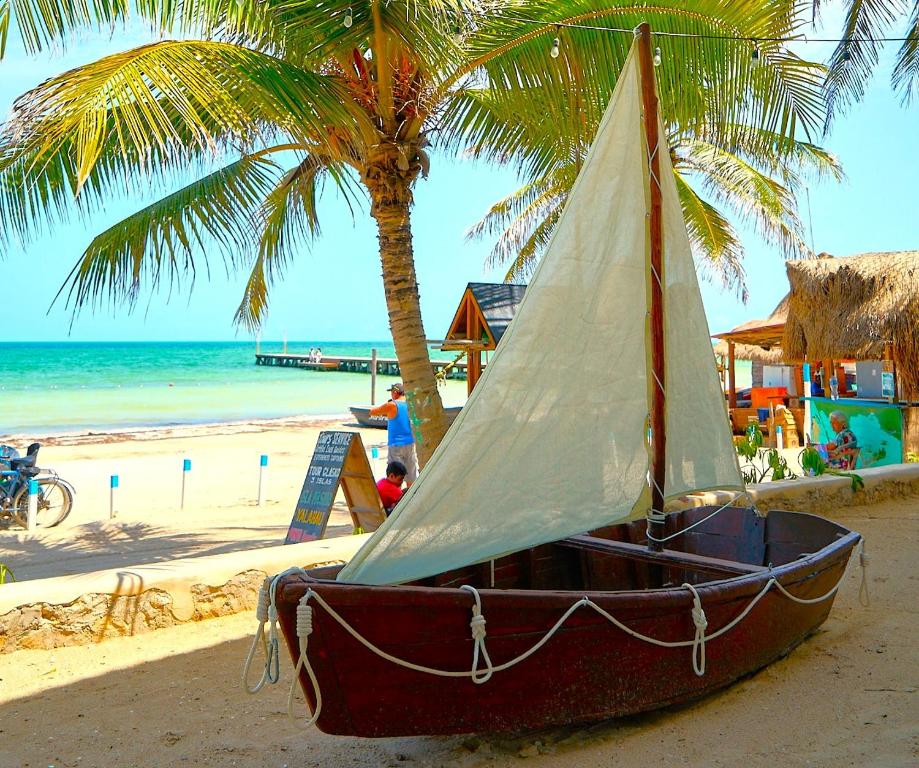 El Faro Beach Front by ÓOL Hotels - 4