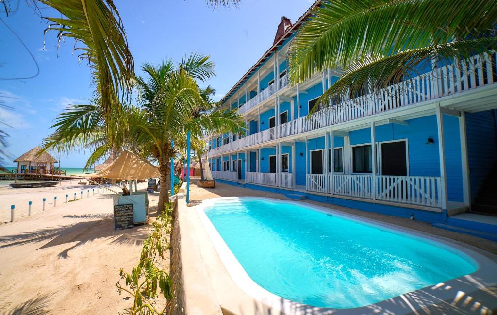 El Faro Beach Front by ÓOL Hotels - 1