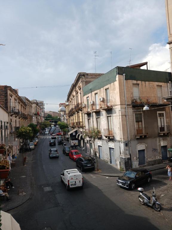 Street Of Plebiscito House - 3