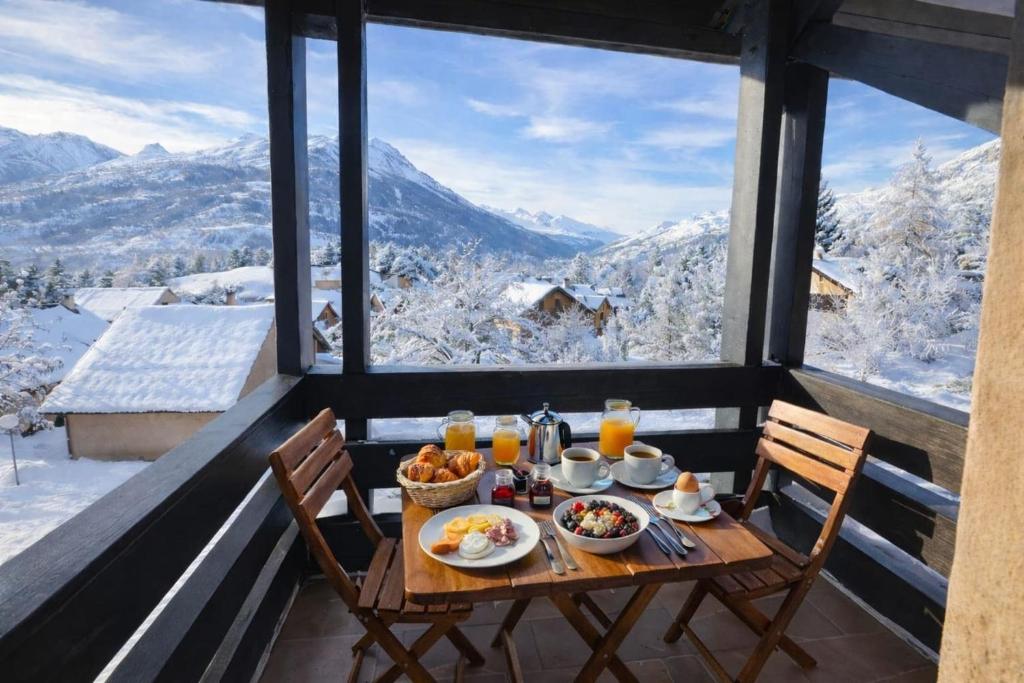 Studio with stunning view of Serre Chevalier - 2