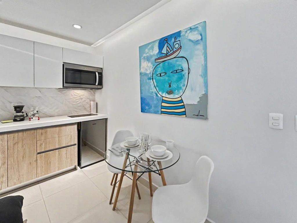 New 1 bedroom apt + Ocean view - 2