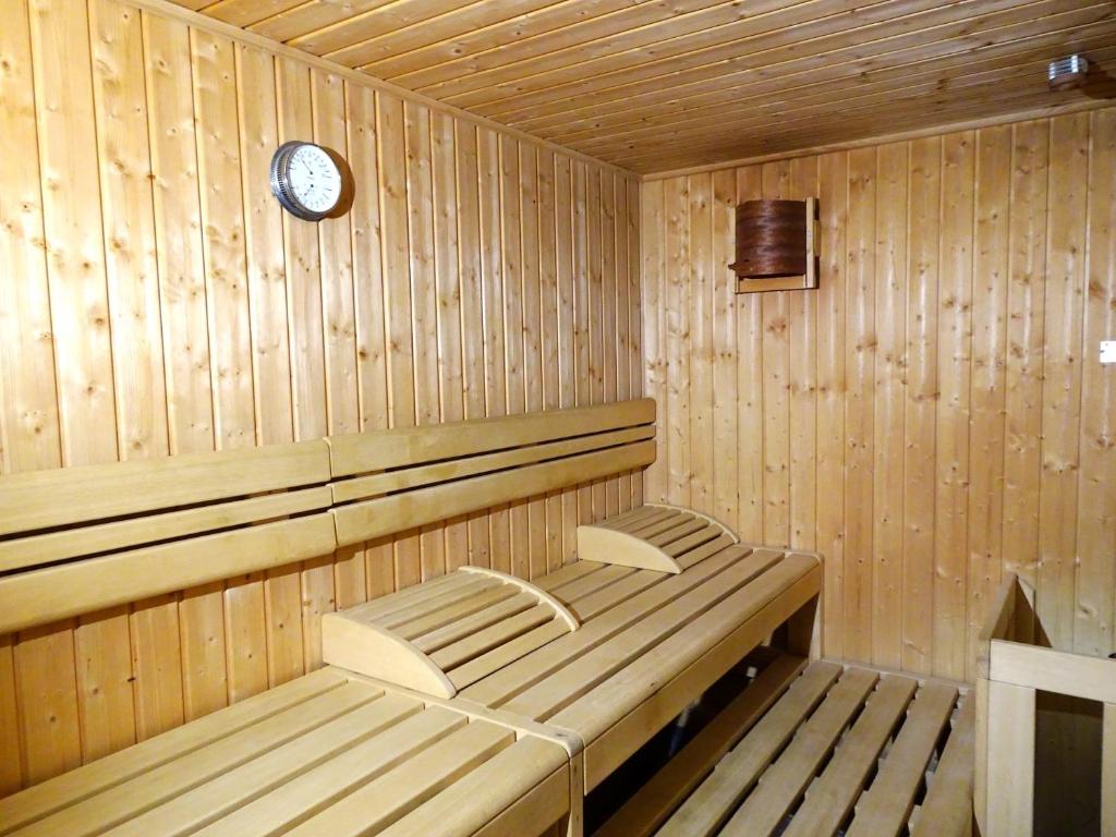 RELAX - ORANGE mit Pool und Sauna - 4