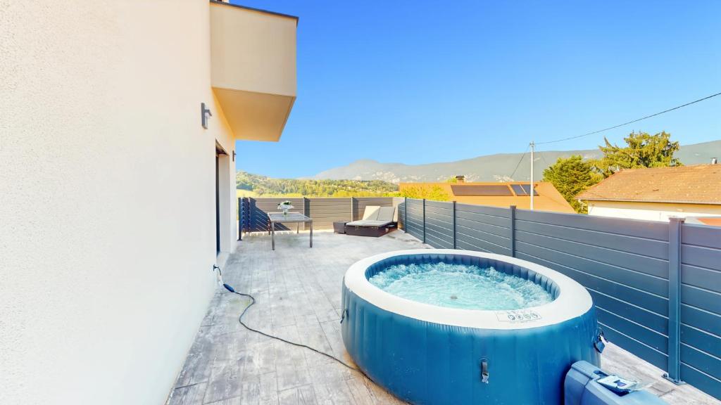 La Villa Évasion Lake View Spa Jacuzzi Fitness - 4