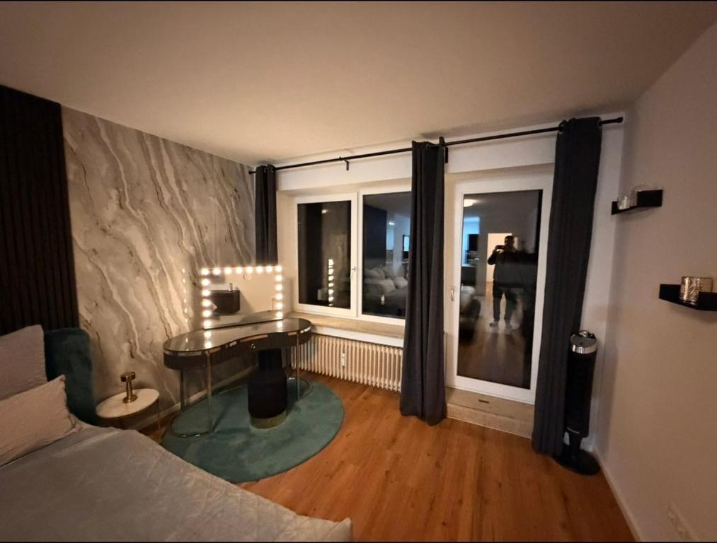 ModernesCity Apartment Innenstadt, Balkon - 5